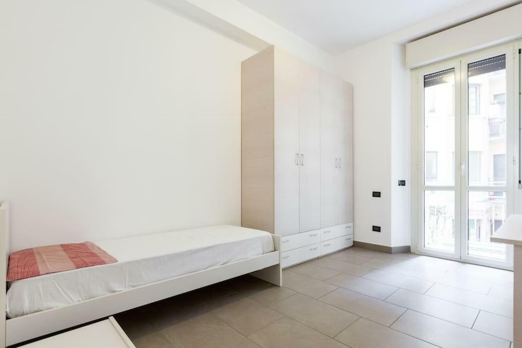Spacious And New Apt In Citta Studi Milan Exterior photo